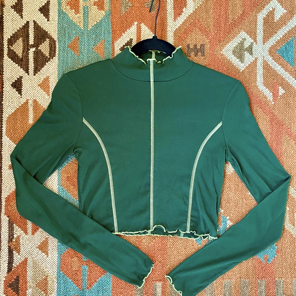NWOT Aritzia Sunday Best Ross mockneck crop